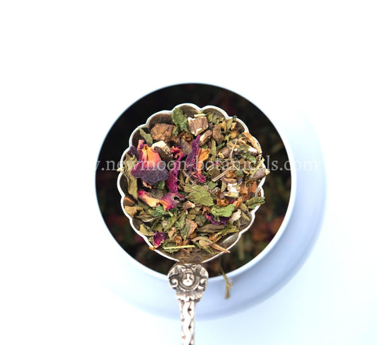 balance herbal tea with dandelion and milk thistle

