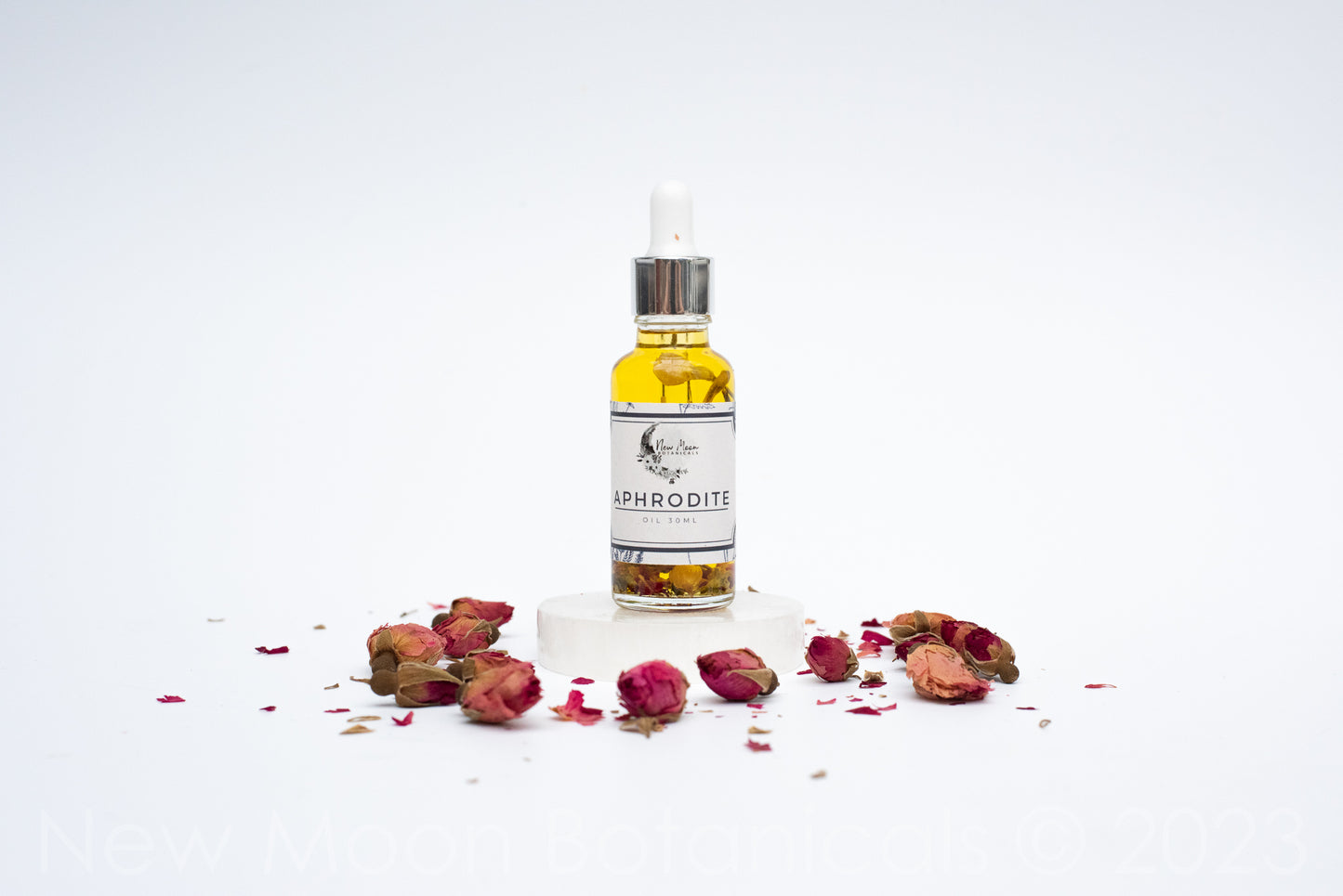 Aphrodite Oil with Botanicals & Essential Oils